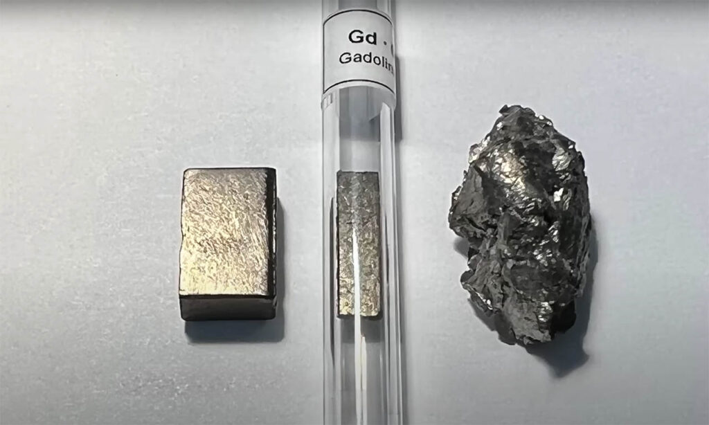 What is Gadolinium Oxide? A Comprehensive Review 4 China Gadolinium(III)