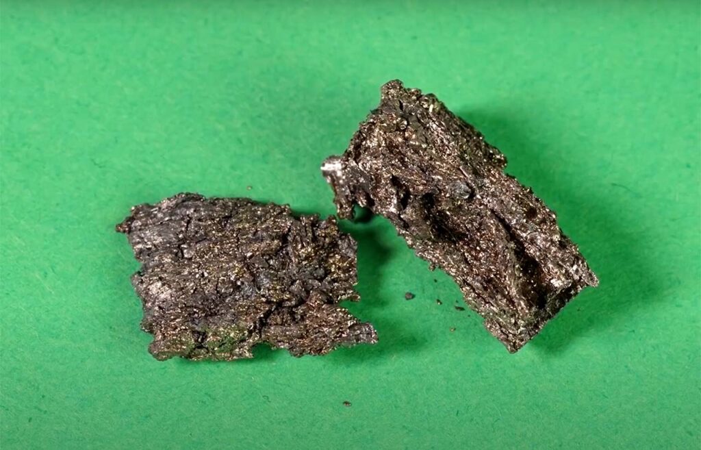 Samarium Oxide (Sm2O3): Properties & Secret Applications 3 China Samarium Metal