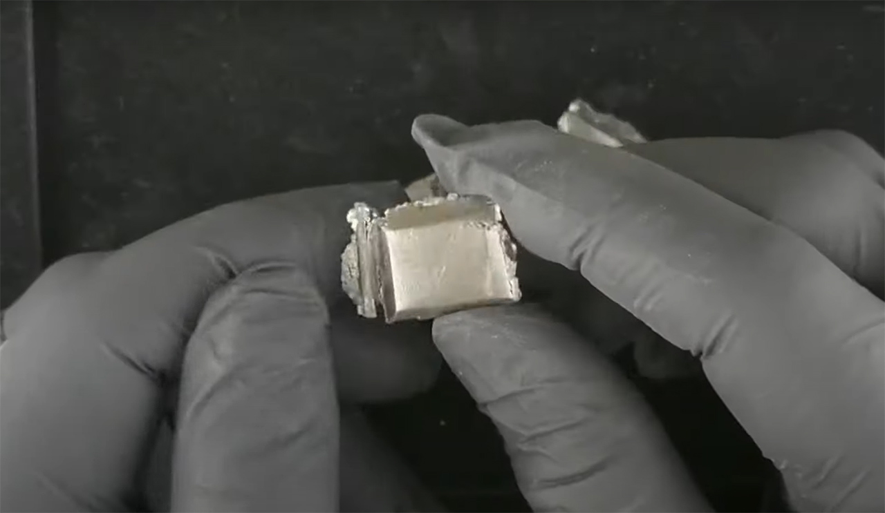High-Purity Thulium Oxide Tm2O3 12036-44-1 99.999% Supplier 19 Terbium Oxide: Properties, Uses, and Applications